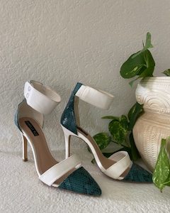 Zabella Rue (White & Green)