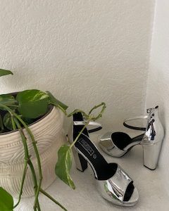 Truffle Collection Silver Heels